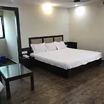 Goroomgo Orchid Beach Inn Puri