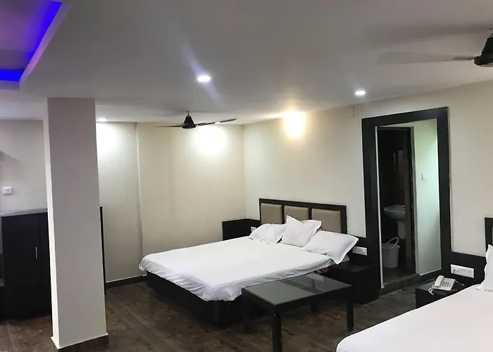 Goroomgo Orchid Beach Inn Puri